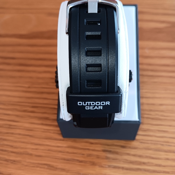 Armitron Sport Watch NEW - Picture 7 of 8